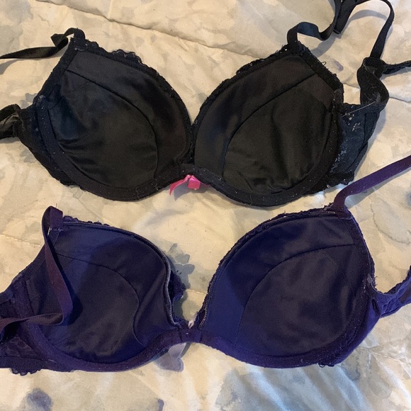 2 lasenza bras 32 C - Picture 2 of 3